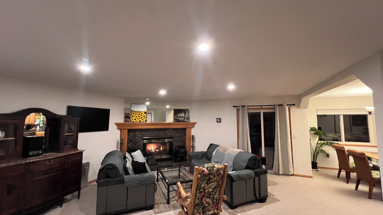 Photo of Livingroom in Pioneer Trail