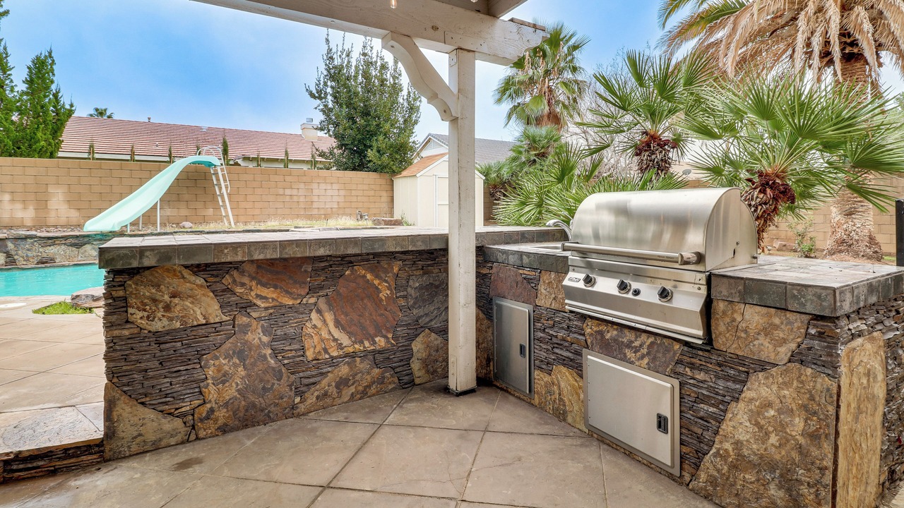 Photo of Patio Balcony in Palmdale