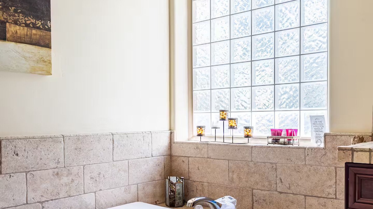 Photo of Bathroom in Pine Mountain Club