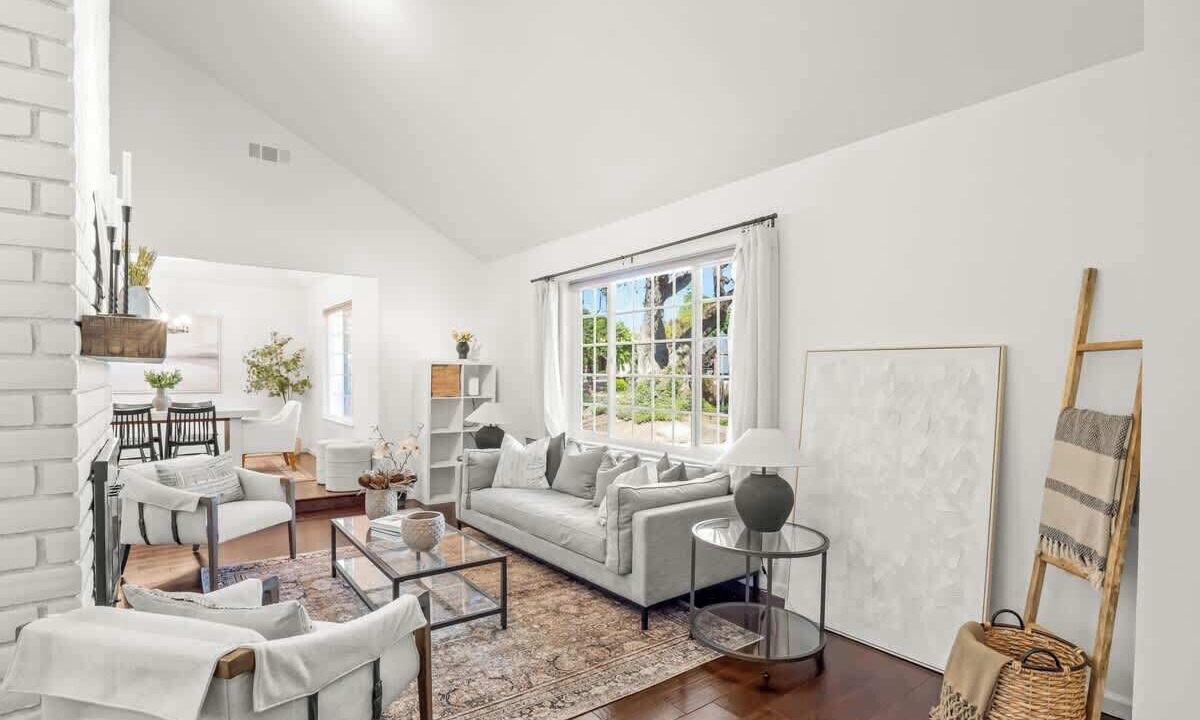 Photo of Livingroom in Raisin