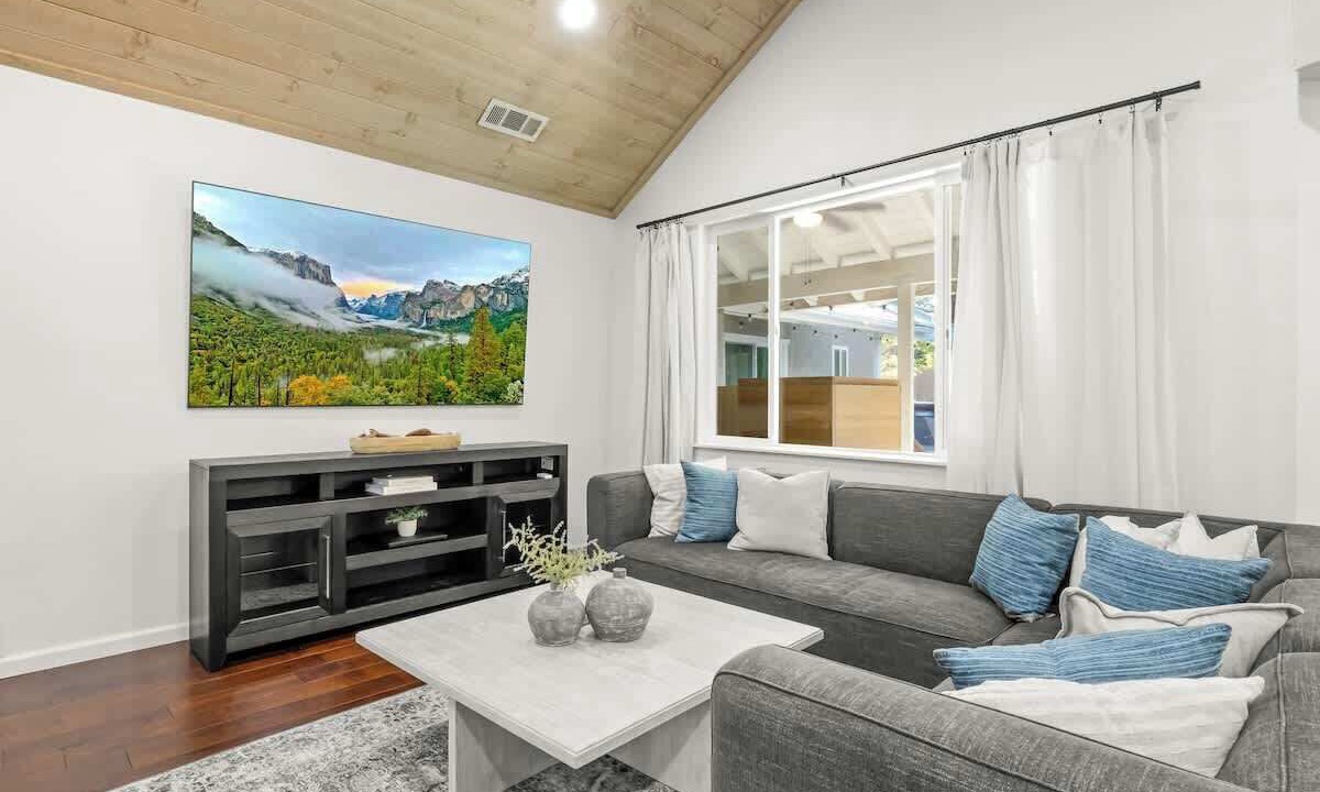 Photo of Livingroom in Raisin