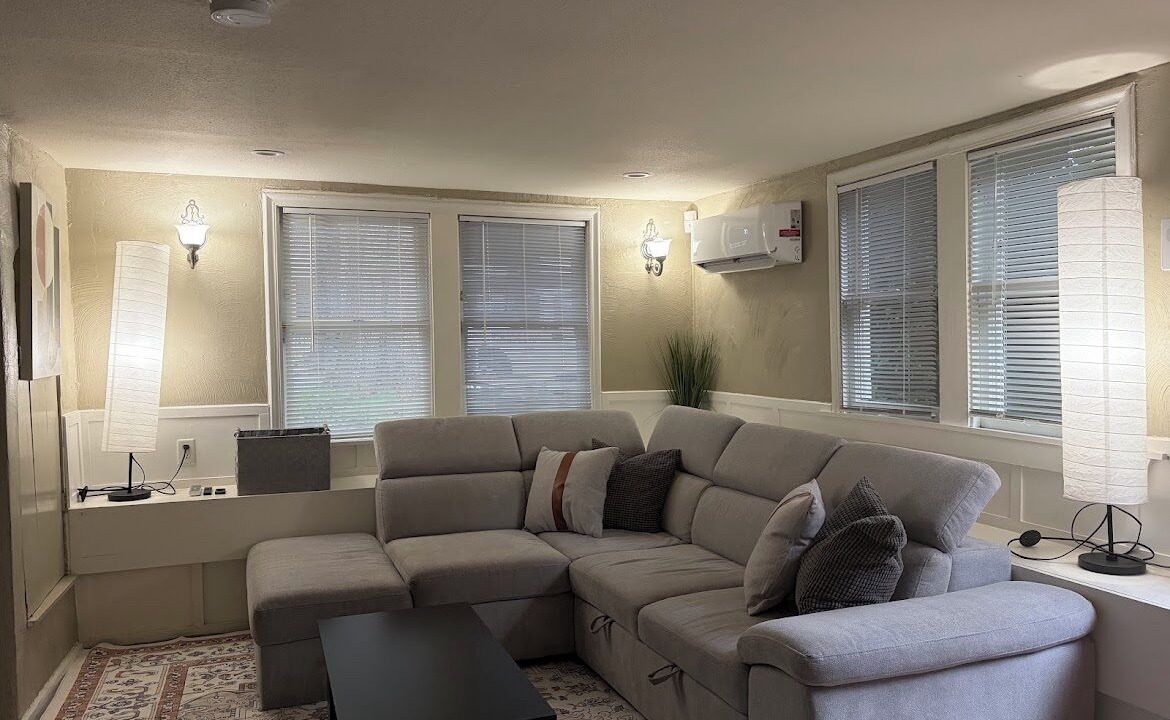 Photo of Livingroom in Southeastern Sacramento