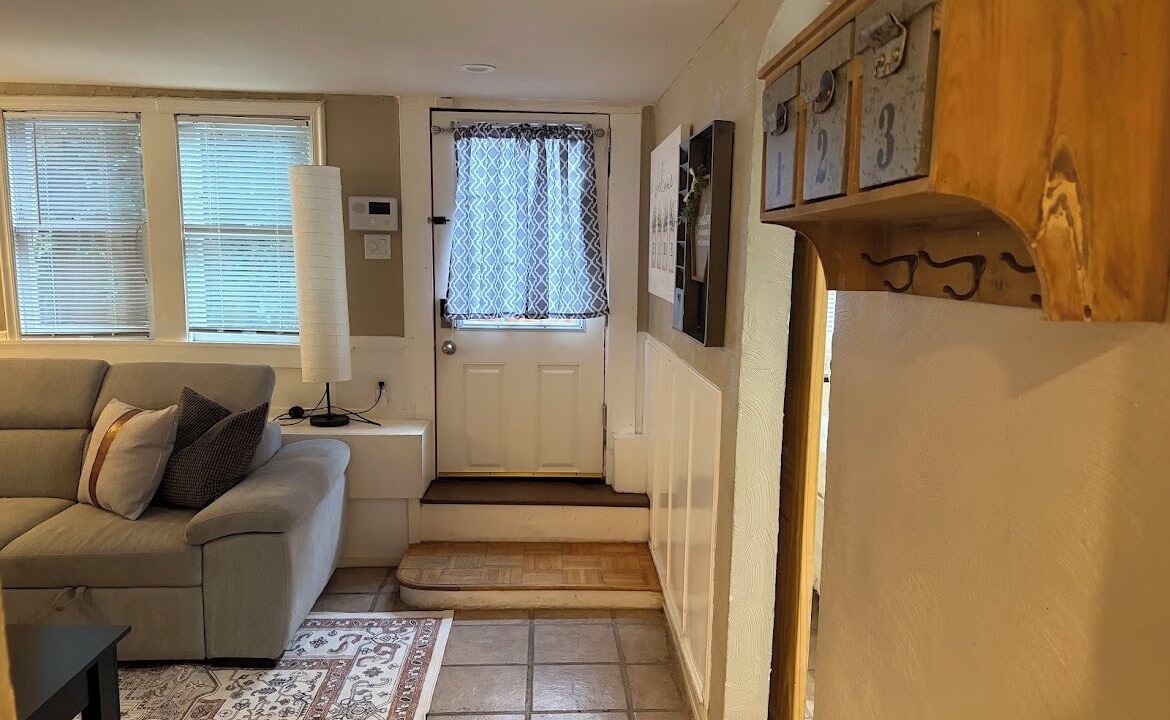 Photo of Livingroom in Southeastern Sacramento