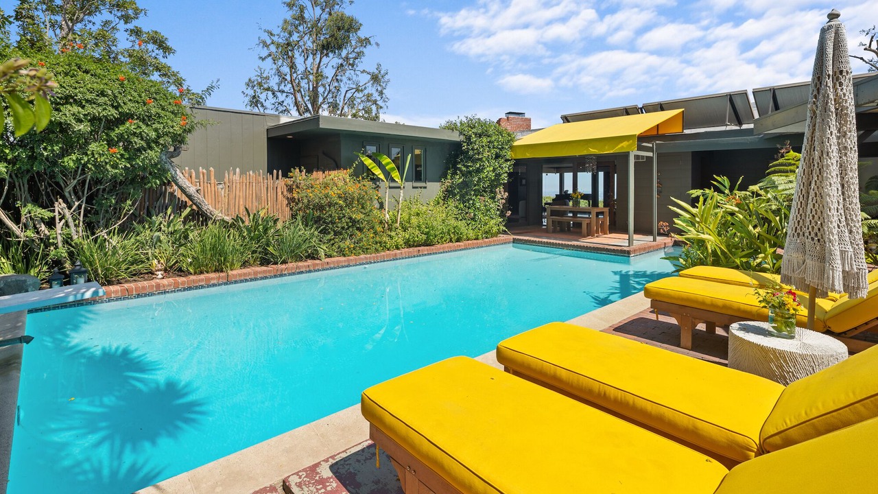 Photo of Outdoor in Beverly Glen