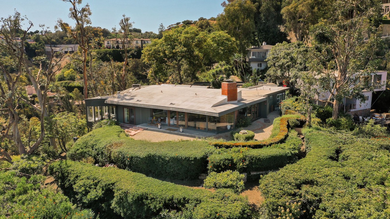 Photo of Outdoor in Beverly Glen