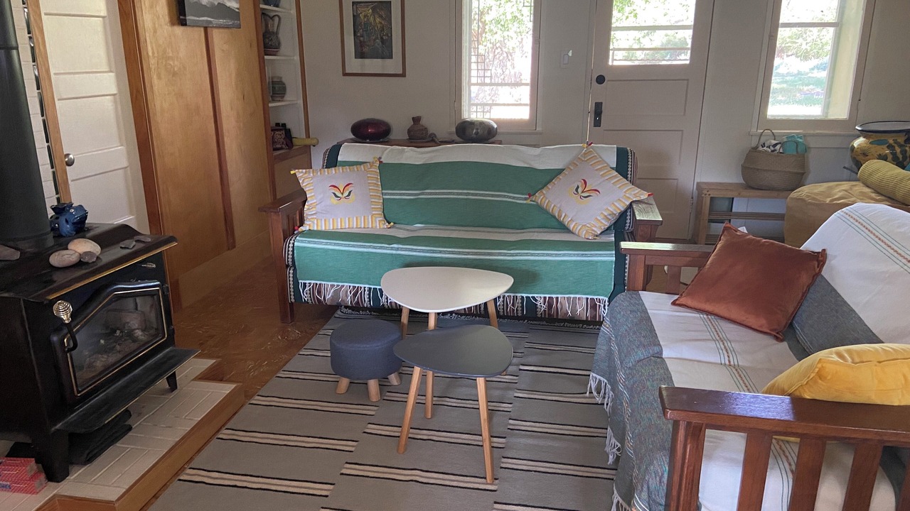 Photo of Livingroom in Tecopa