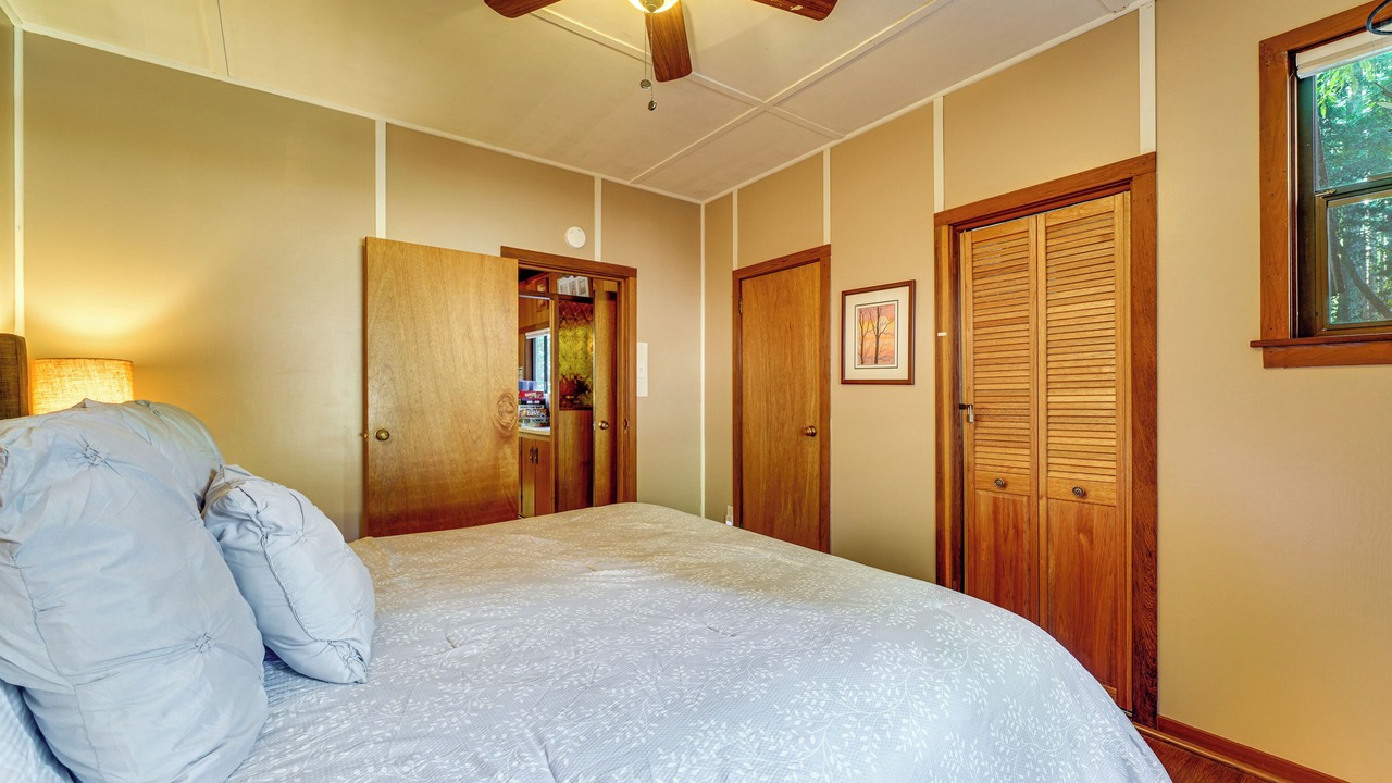 Photo of Bedroom in Brookdale