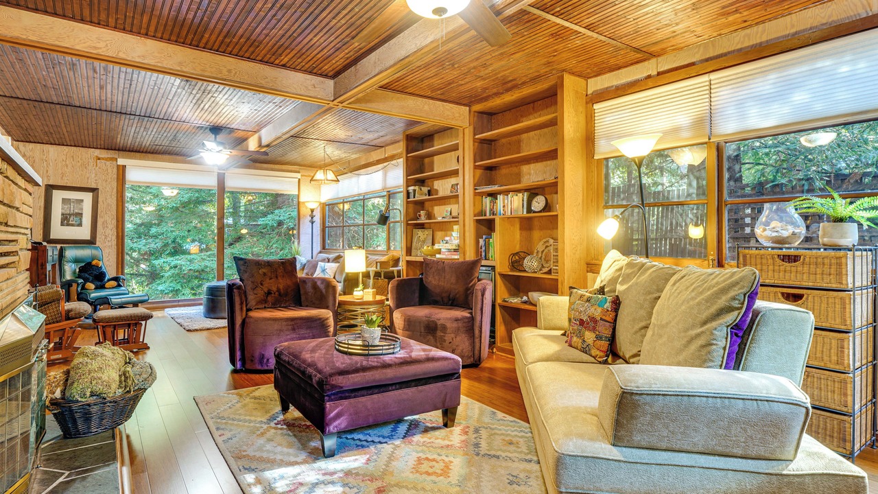 Photo of Livingroom in Brookdale