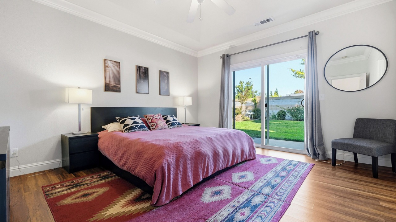 Photo of Bedroom in Sunset Avenues