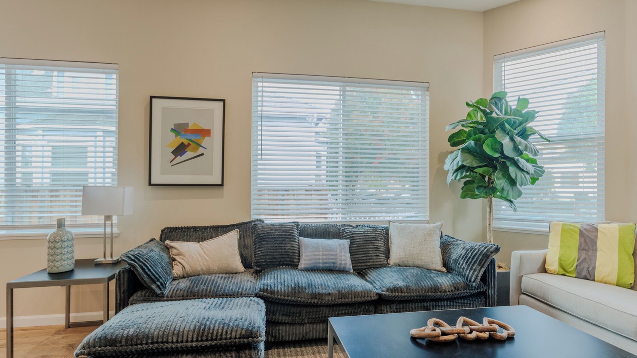 Photo of Livingroom in Northside