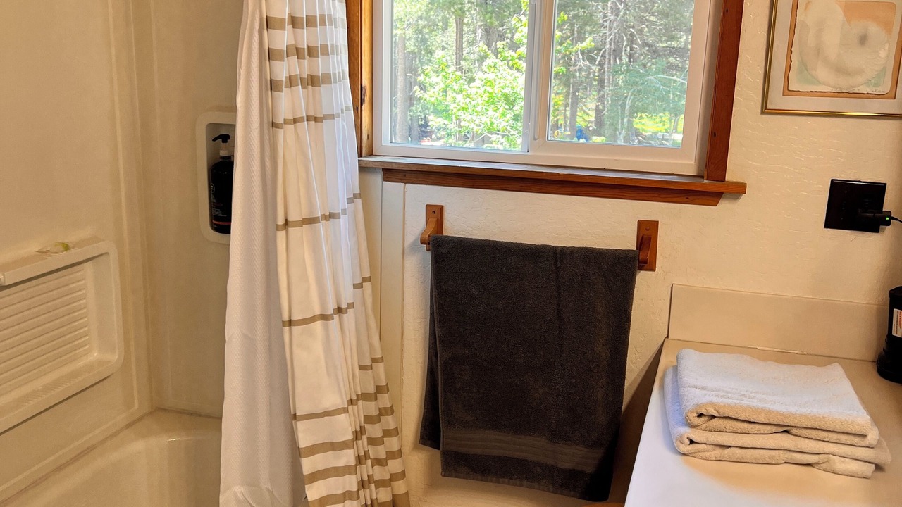 Photo of Bathroom in Country Club Estates
