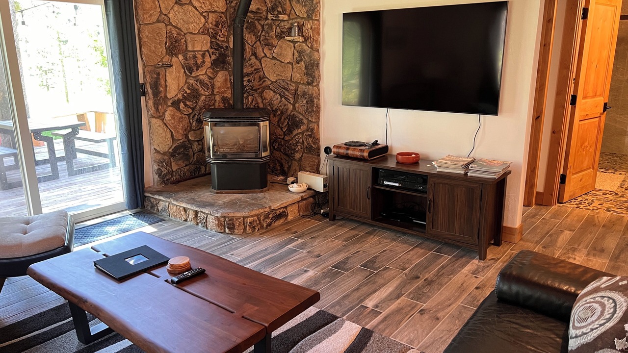 Photo of Livingroom in Country Club Estates