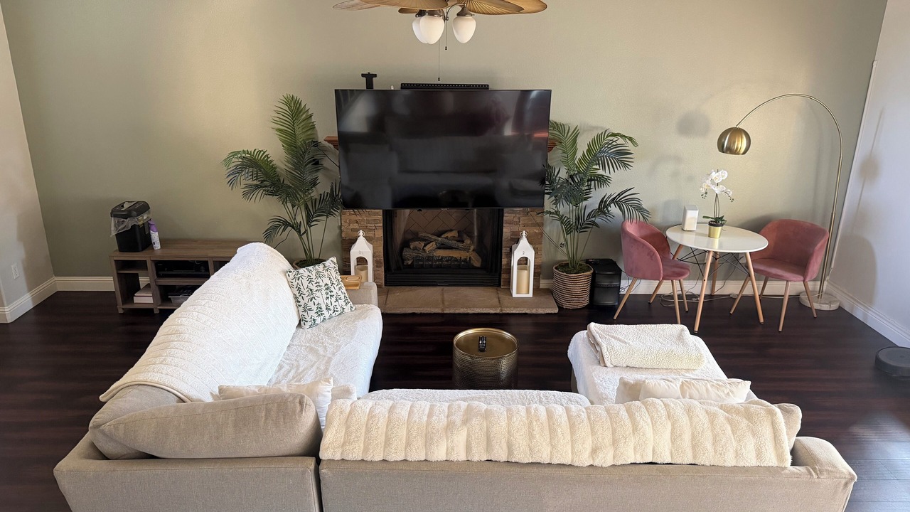 Photo of Livingroom in Raisin