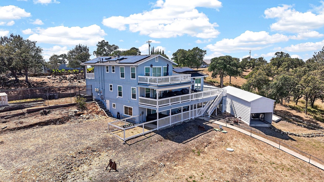 Photo of Outdoor in Coulterville