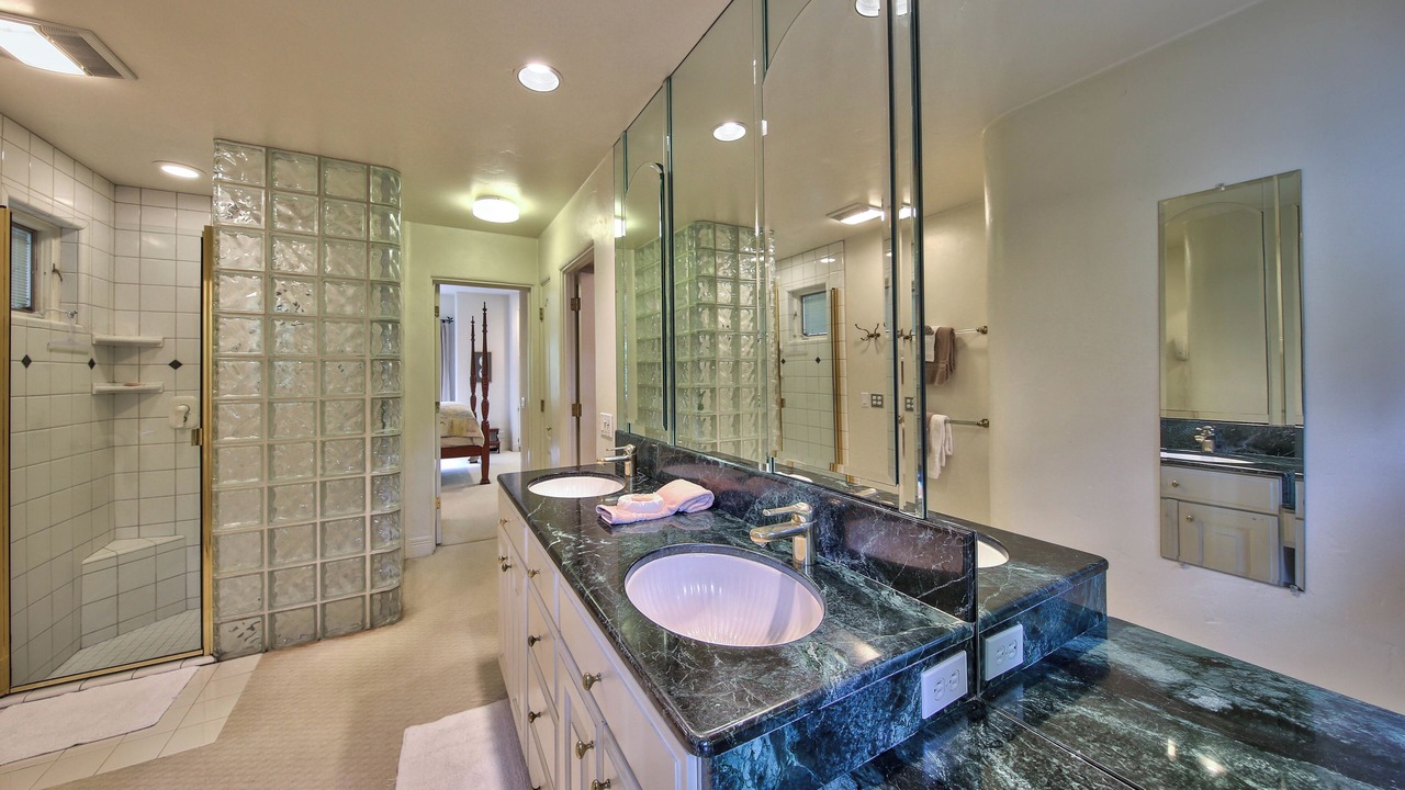Photo of Bathroom in Northwest Carmel