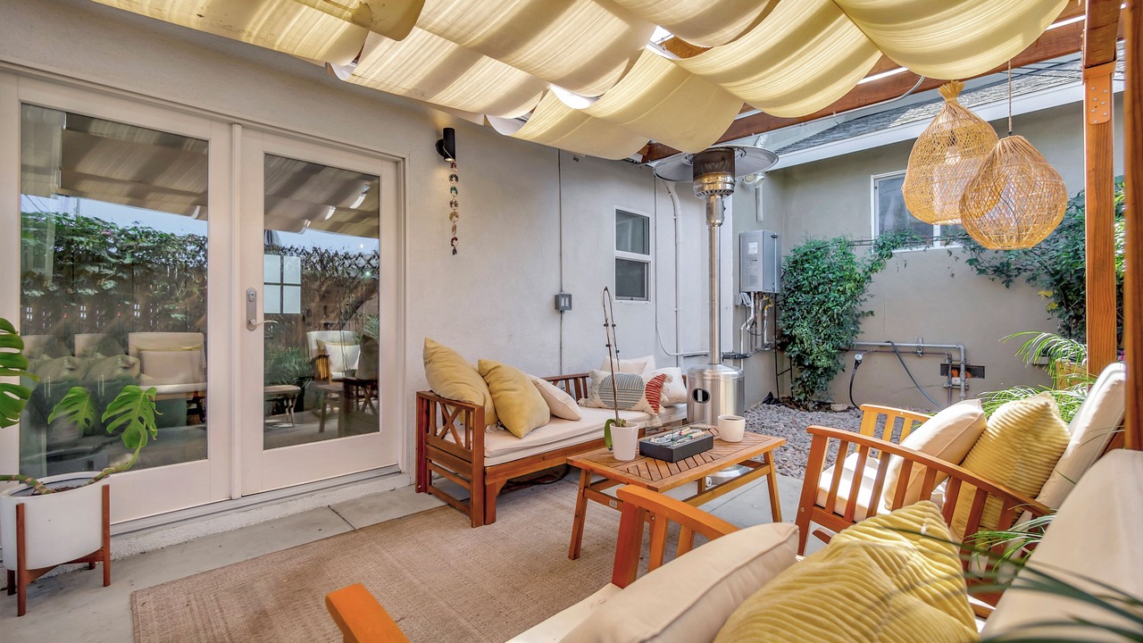 Photo of Patio Balcony in Northeast Anaheim