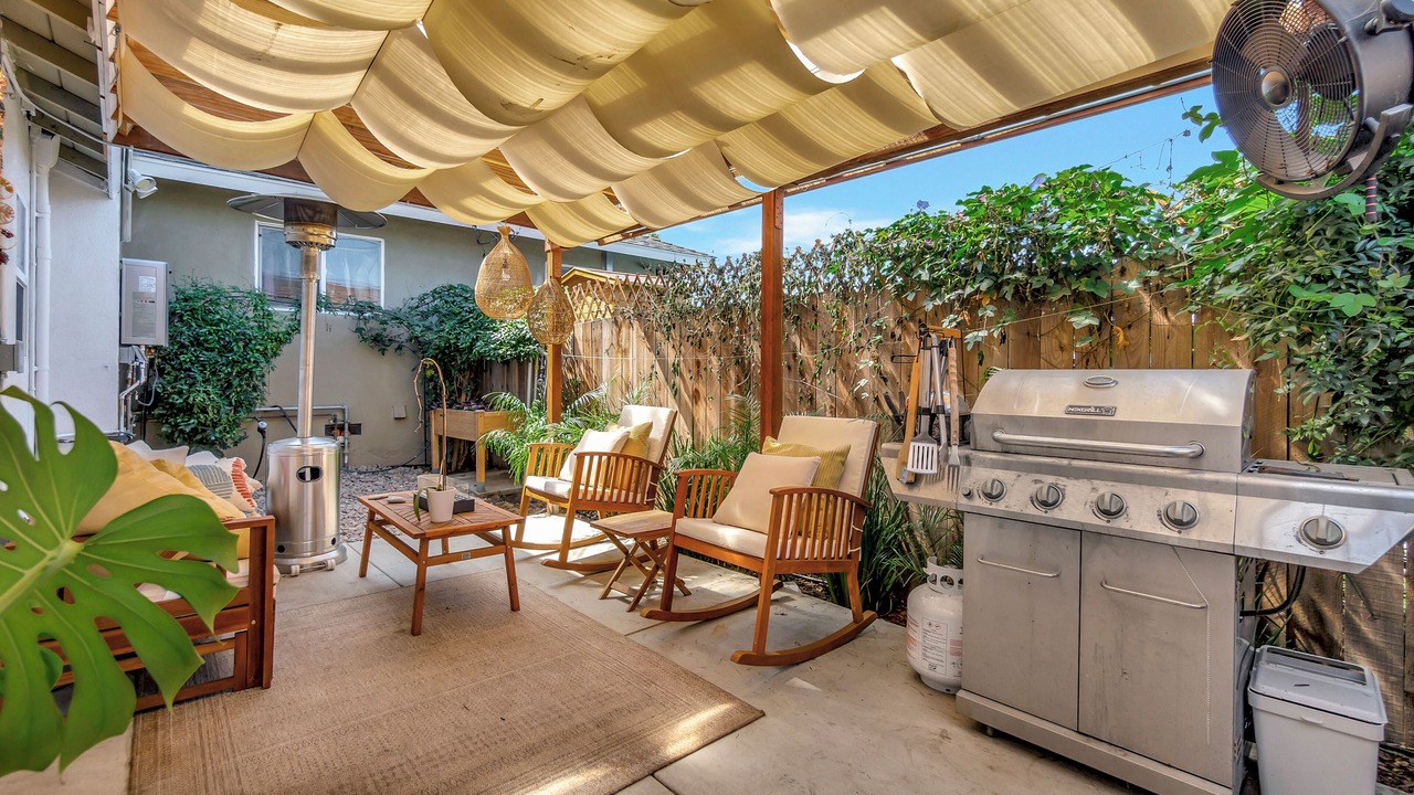 Photo of Patio Balcony in Northeast Anaheim