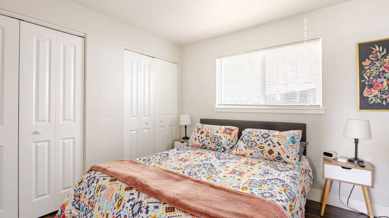 Photo of Bedroom in Midtown