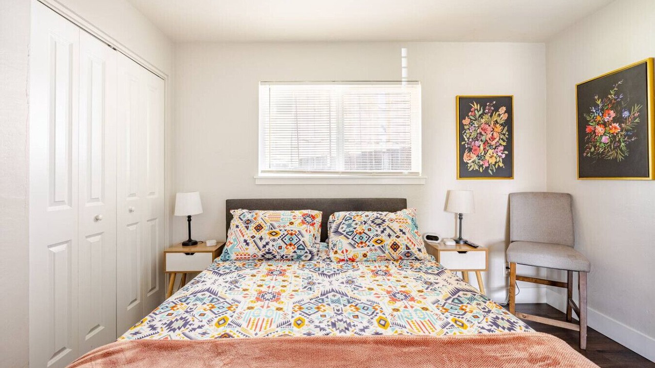 Photo of Bedroom in Midtown