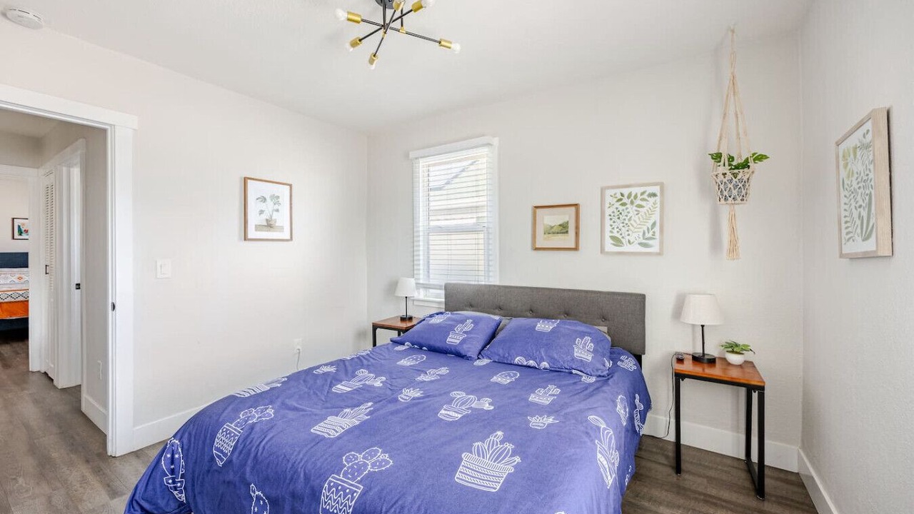 Photo of Bedroom in Midtown