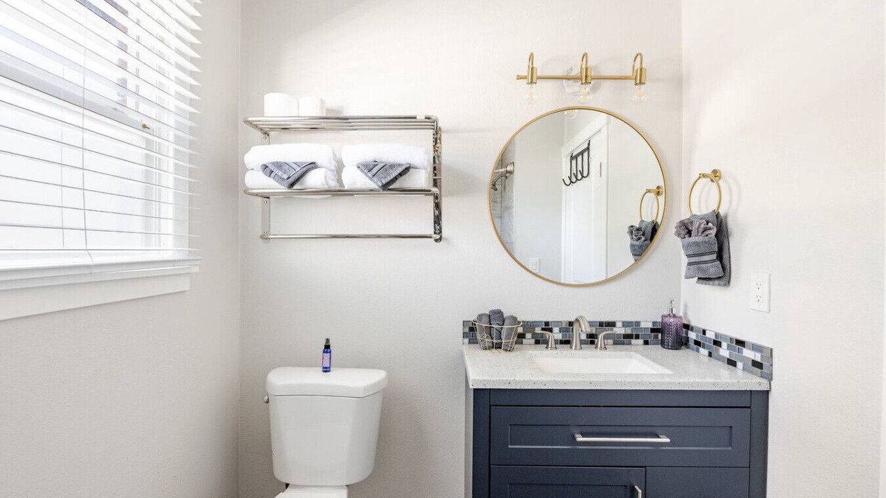Photo of Bathroom in Midtown