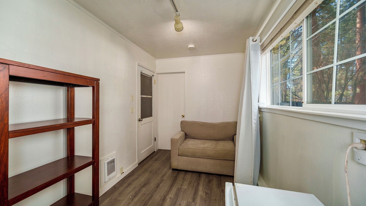 Photo of Livingroom in Sierra Tract
