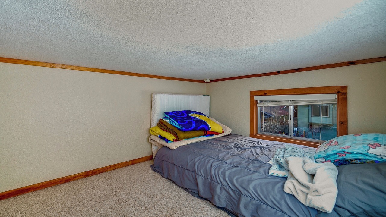 Photo of Bedroom in Sierra Tract