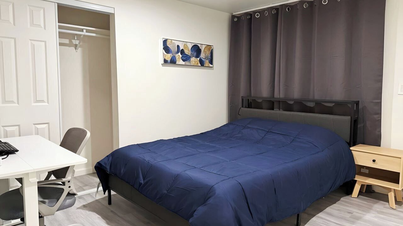 Photo of Bedroom in Centerville