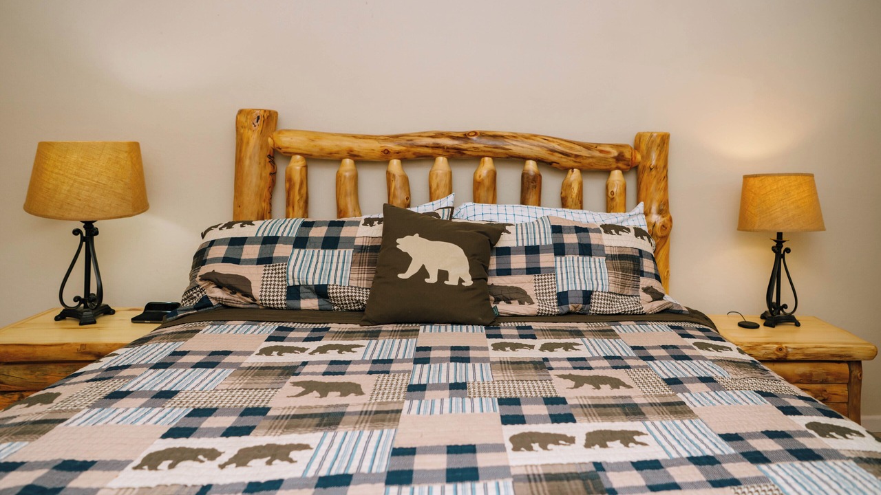 Photo of Bedroom in Mi-Wuk Village