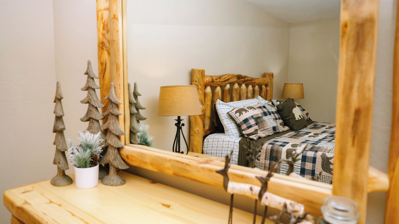Photo of Bedroom in Mi-Wuk Village