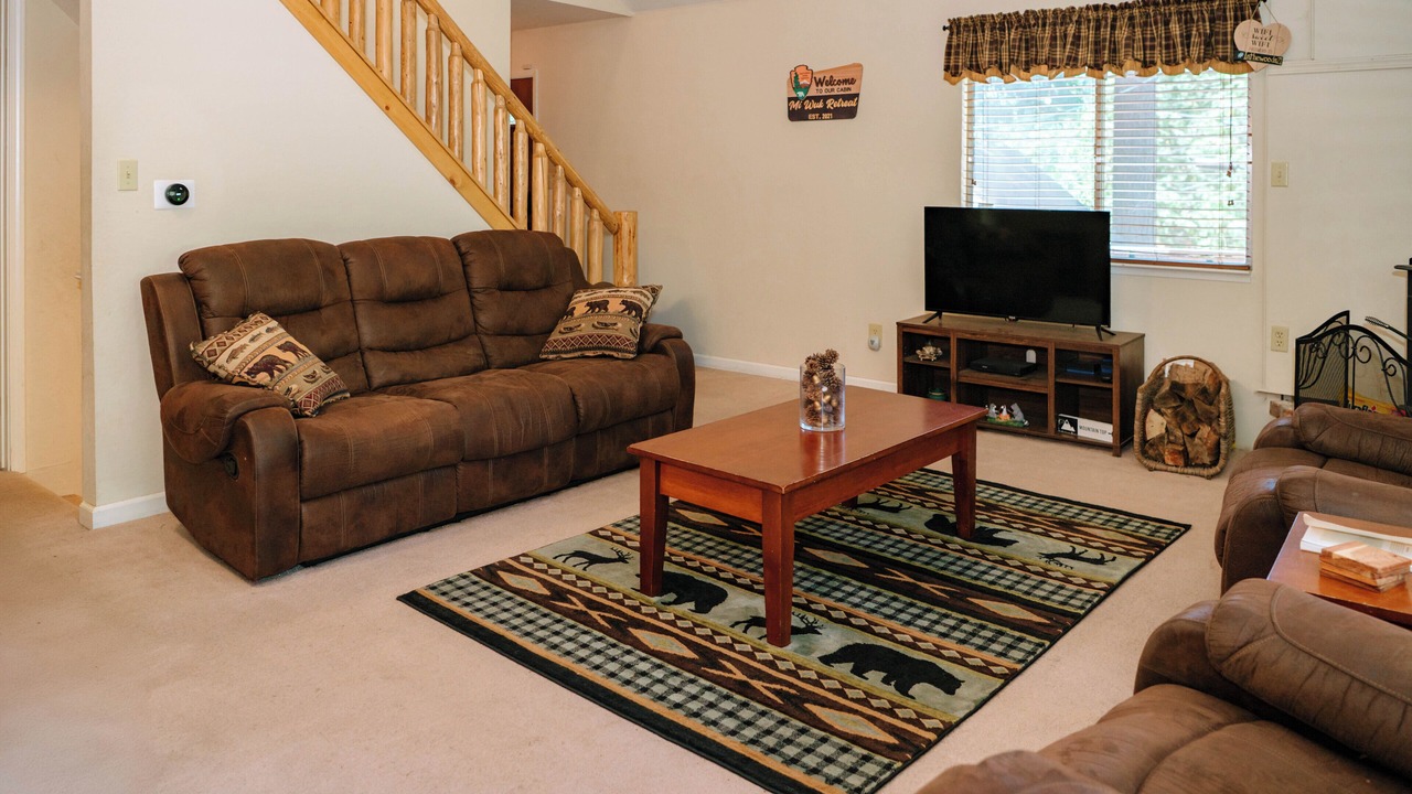 Photo of Livingroom in Mi-Wuk Village