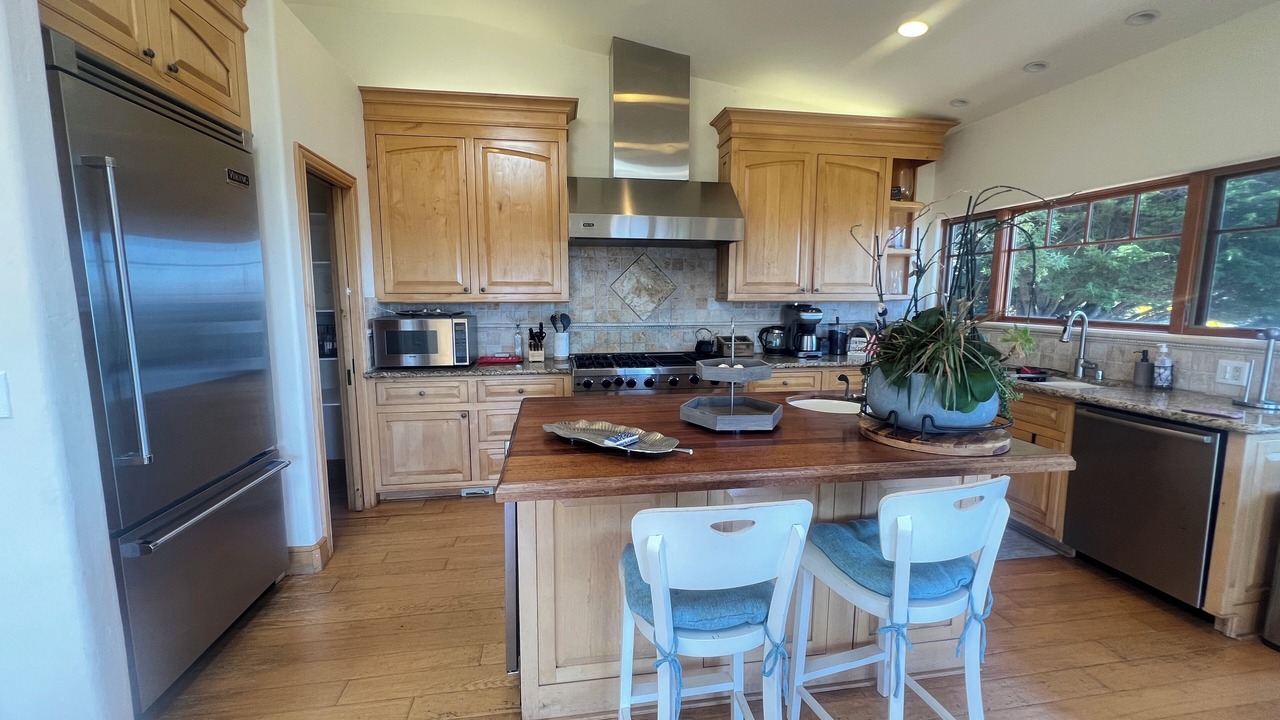 Photo of Kitchen in Carmel Highlands