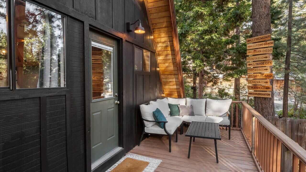 Photo of Patio Balcony in Kings Beach