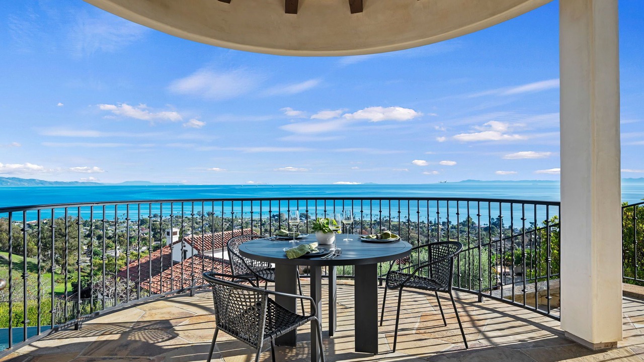 Photo of Patio Balcony in The Mesa