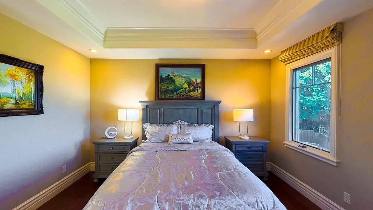 Photo of Bedroom in Los Altos Hills