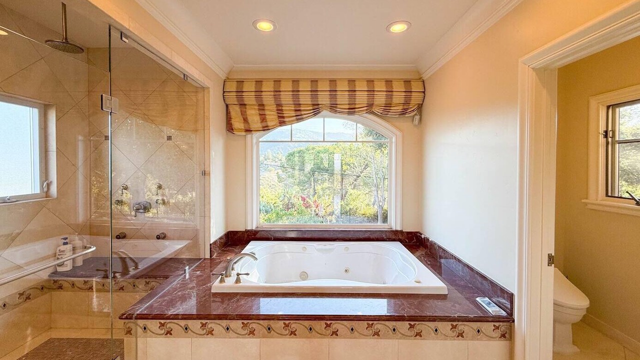 Photo of Bathroom in Los Altos Hills