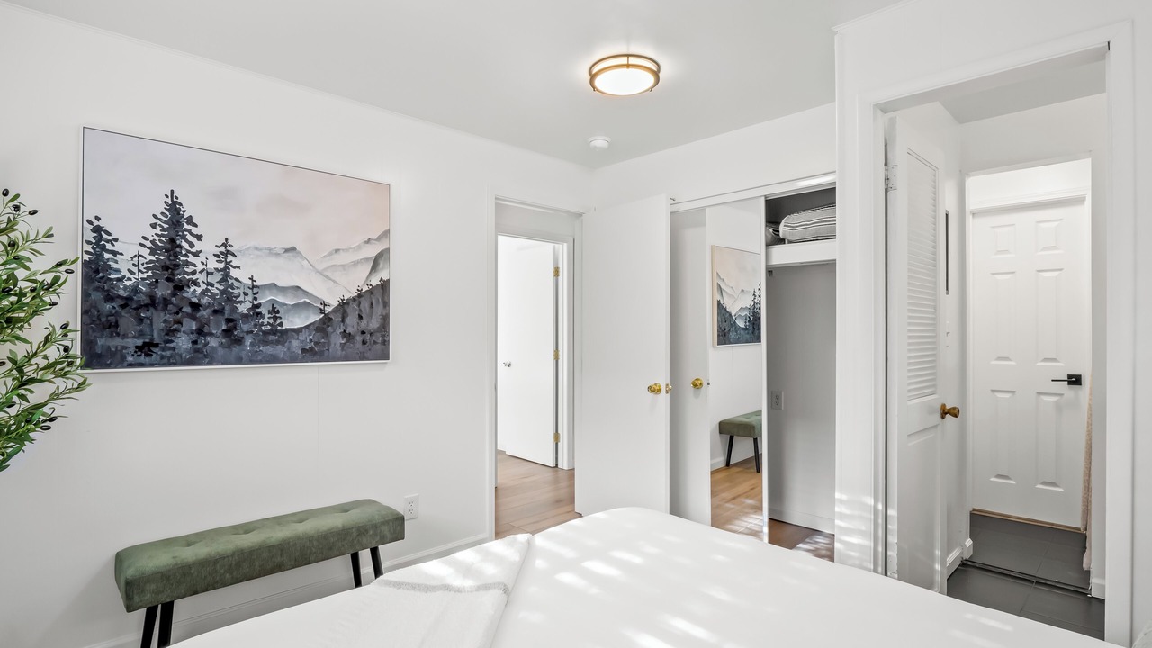 Photo of Bedroom in Oakhurst