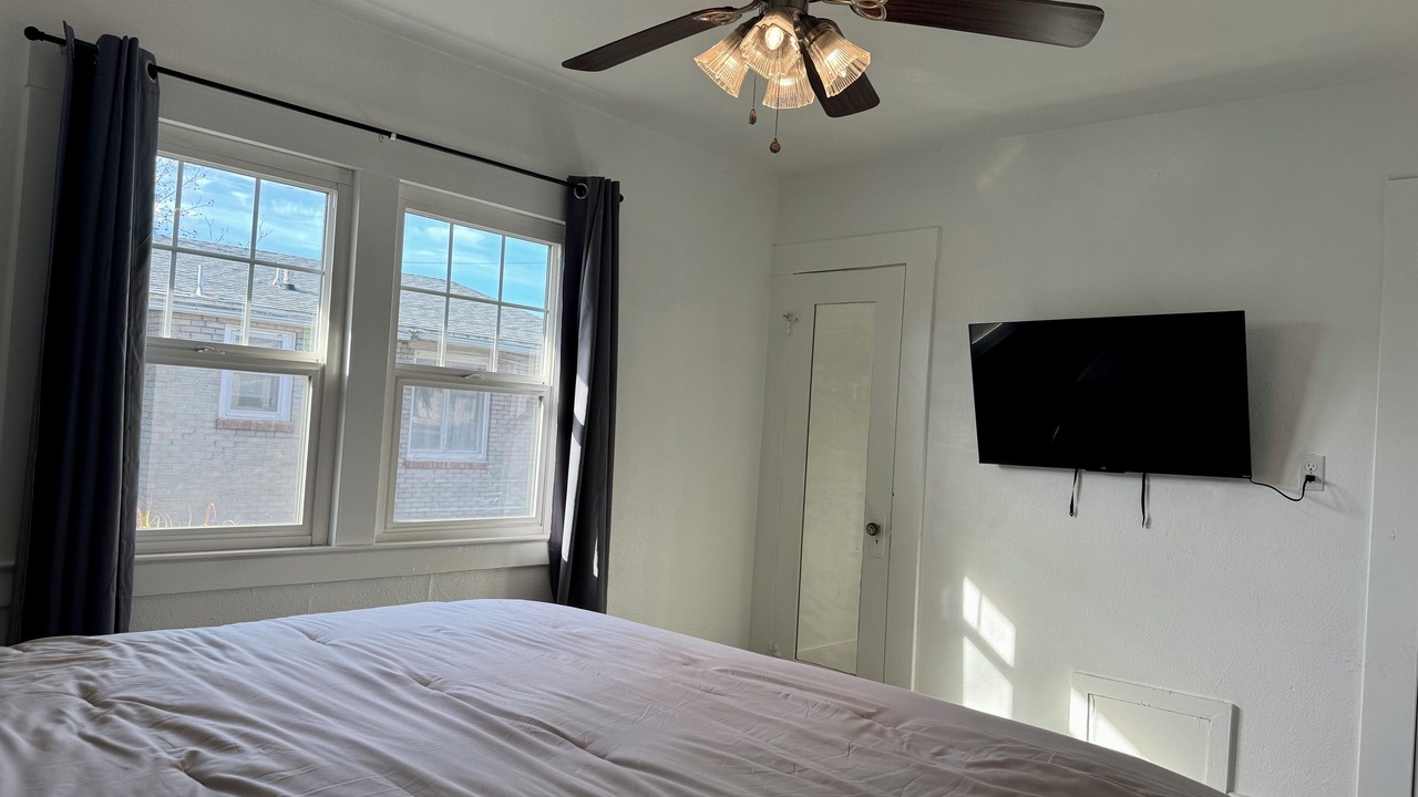 Photo of Bedroom in Hanford