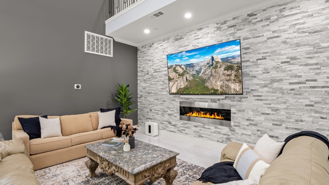Photo of Livingroom in Fresno
