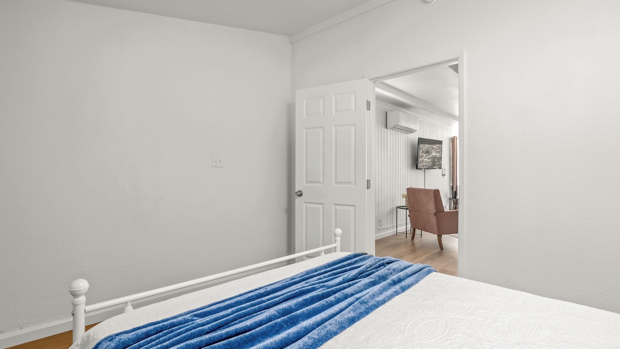 Photo of Bedroom in Oakhurst