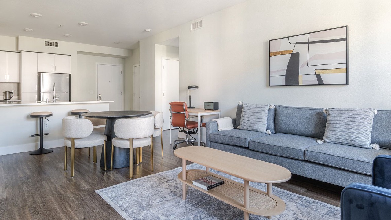 Photo of Livingroom in Centerville