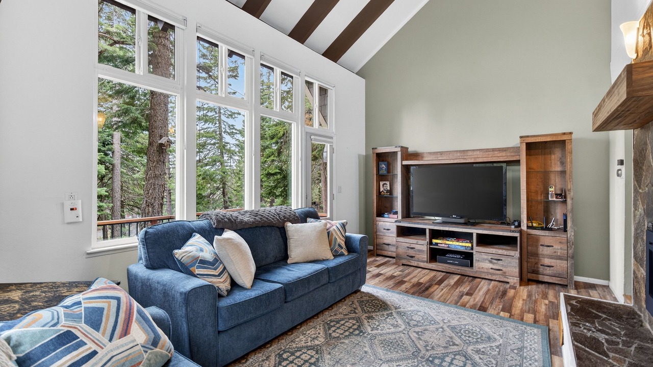 Photo of Livingroom in Dollar Point