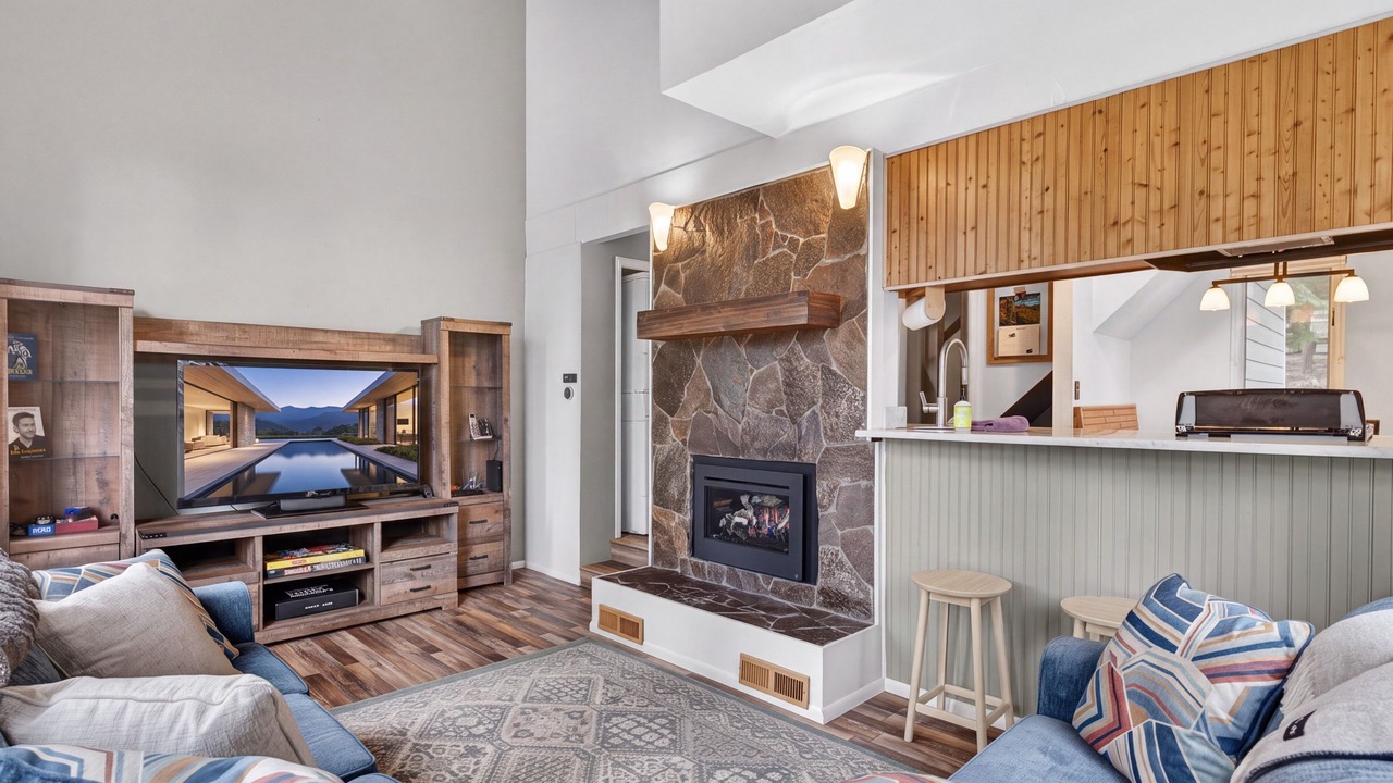 Photo of Livingroom in Dollar Point