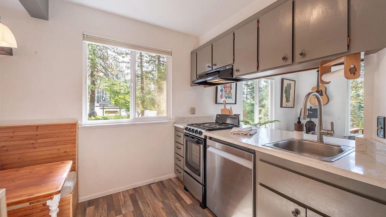 Photo of Kitchen in Dollar Point