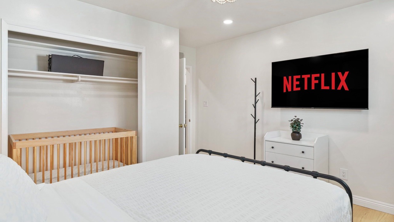 Photo of Bedroom in Sherwood Forest and Thistle Development