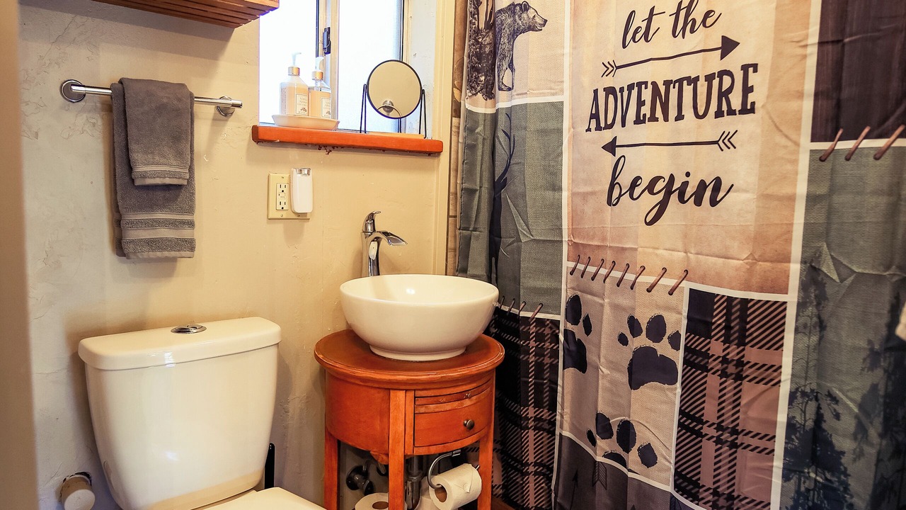 Photo of Bathroom in Oakhurst
