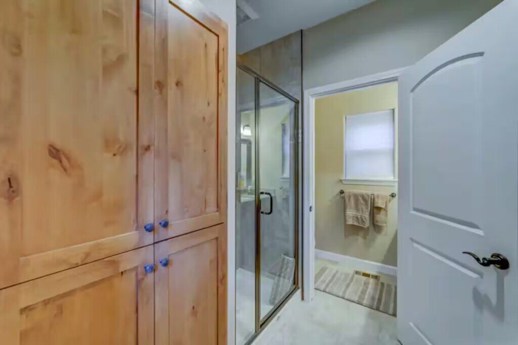 Photo of Bathroom in Mariposa