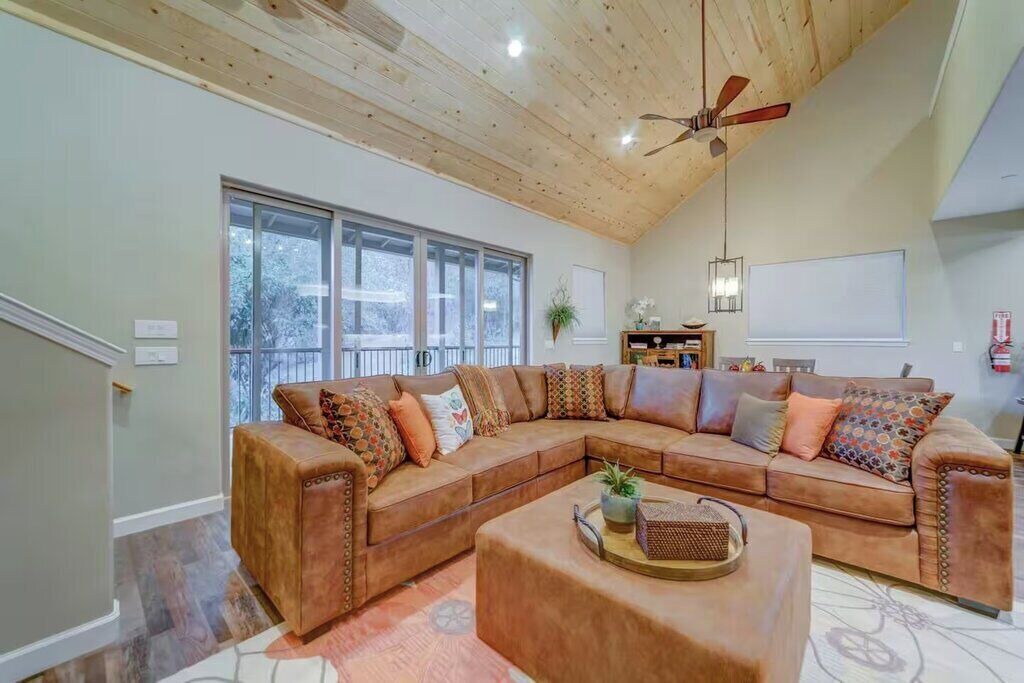 Photo of Livingroom in Mariposa