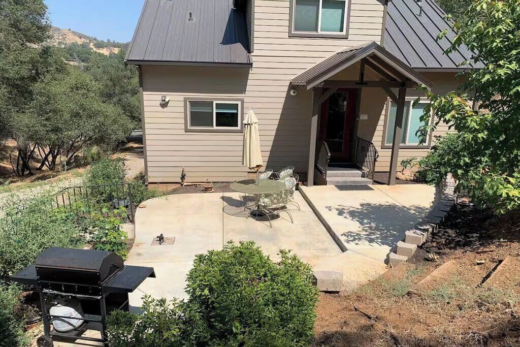 Photo of Outdoor in Mariposa