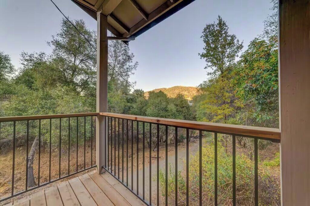 Photo of Outdoor in Mariposa